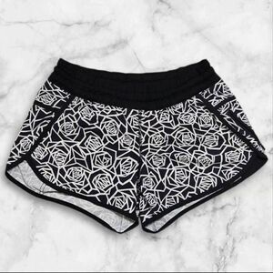 Lululemon Size 6 Floral Tracker Shorts